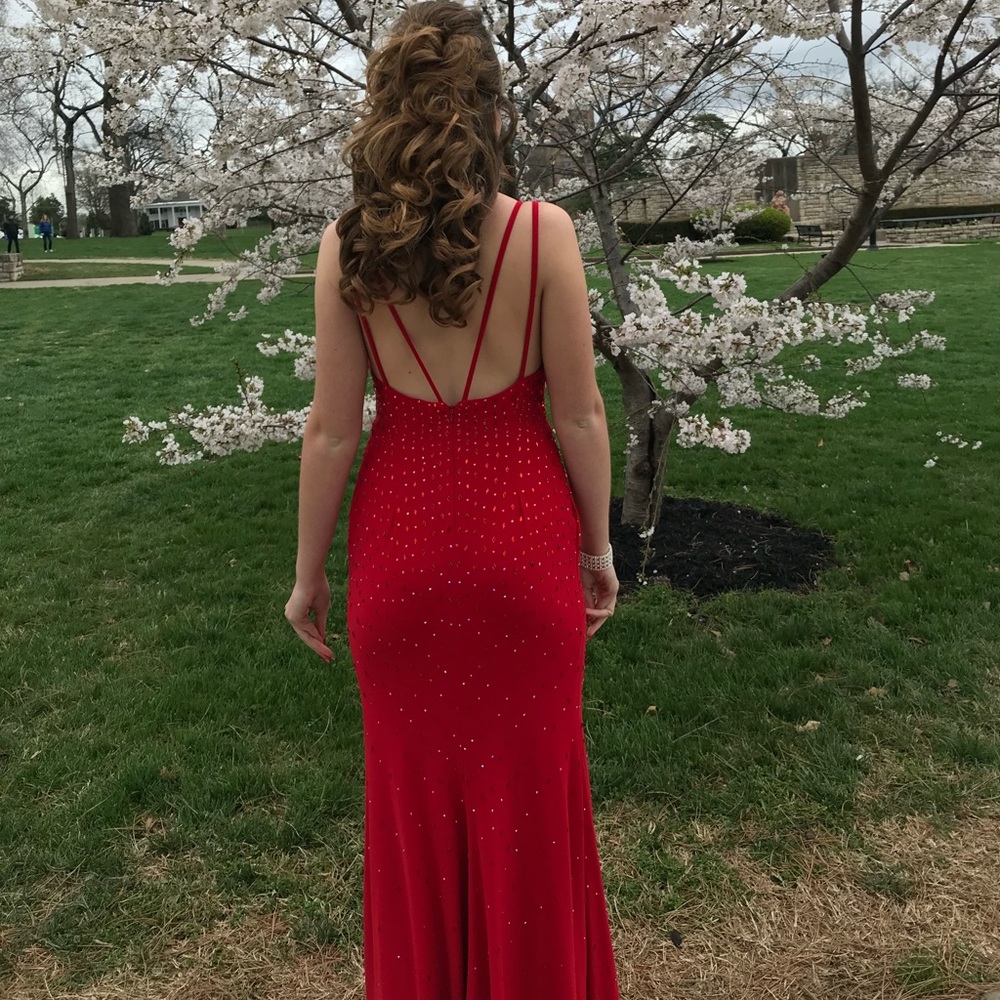 Red Prom Dress - Picture 4 of 5